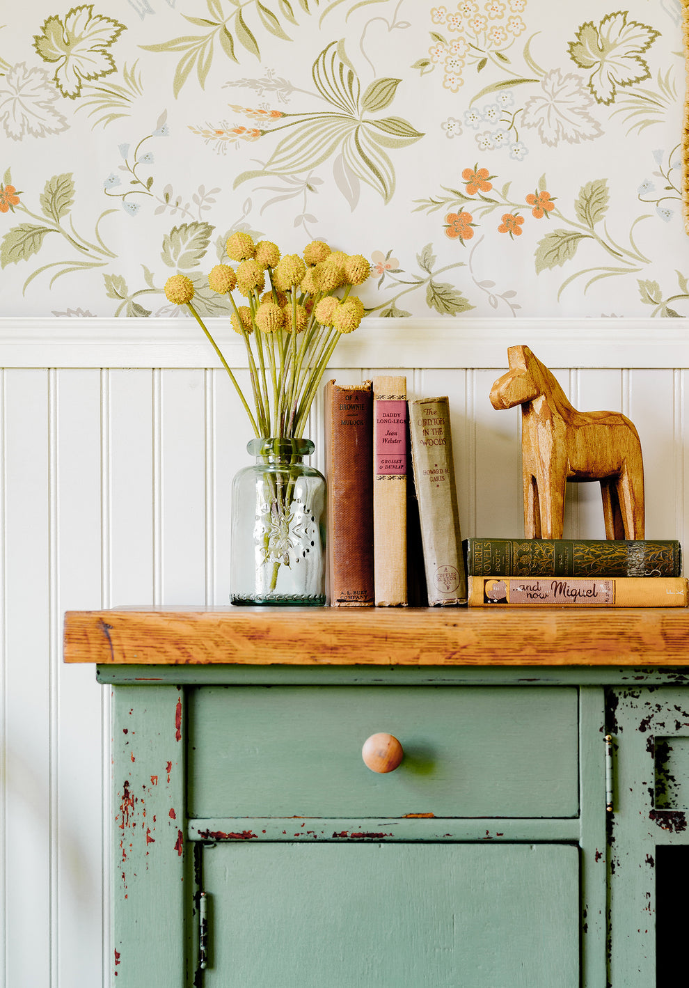 Homestead House Milk Paint Stockholm Green painted sideboard close up with oak top