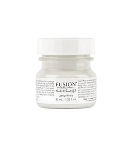 Fusion Mineral Paint Lamp White Tester